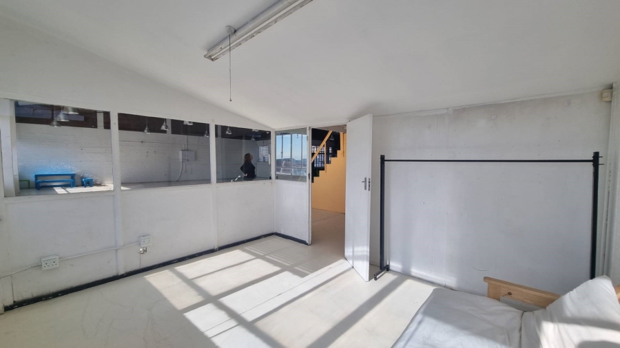 To Let Commercial Property for Rent in Woodstock Western Cape
